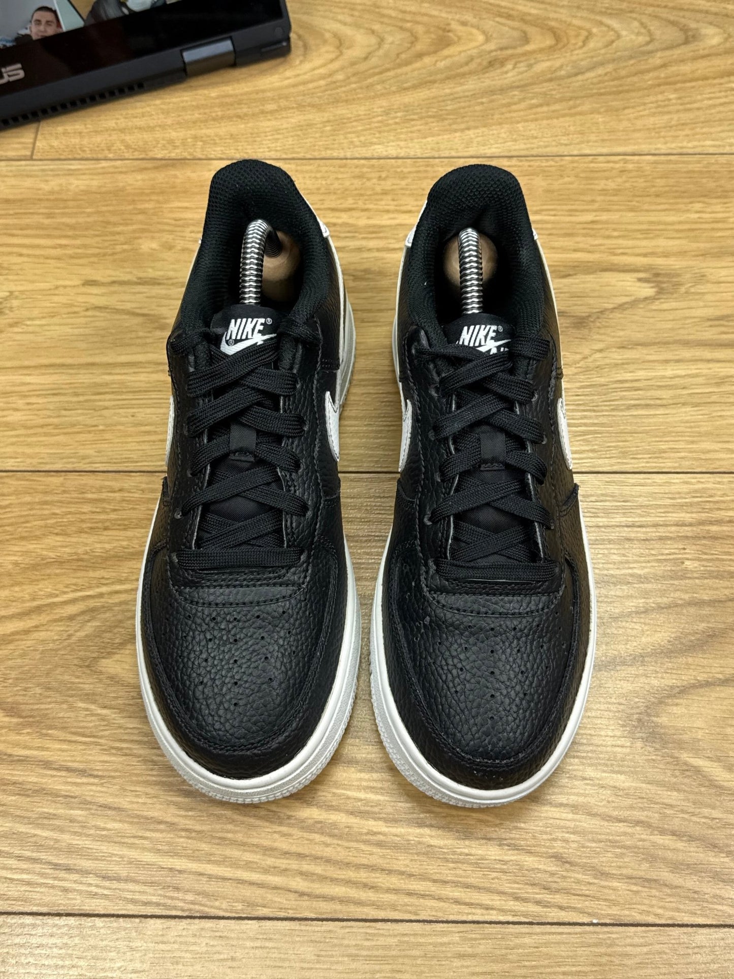Nike Air Force 1 Low (37.5)