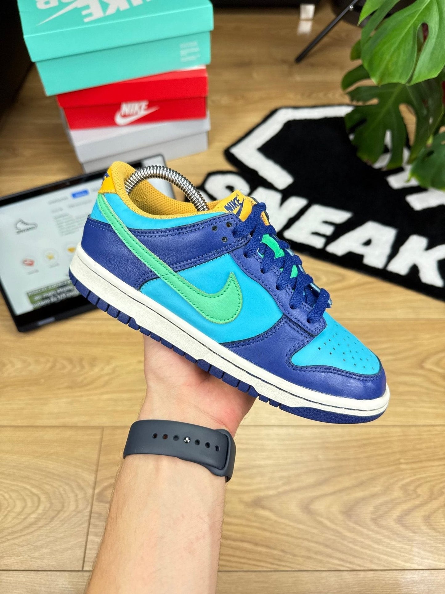Nike Dunk Low All-Star 2023 — buty sportowe damskie w dobrym stanie rozmiar 37.5, widok z boku
