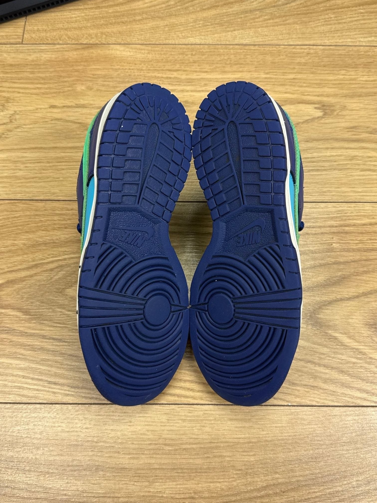 Nike Dunk Low All-Star 2023 — buty sportowe damskie w dobrym stanie rozmiar 37.5, zapiętki butów