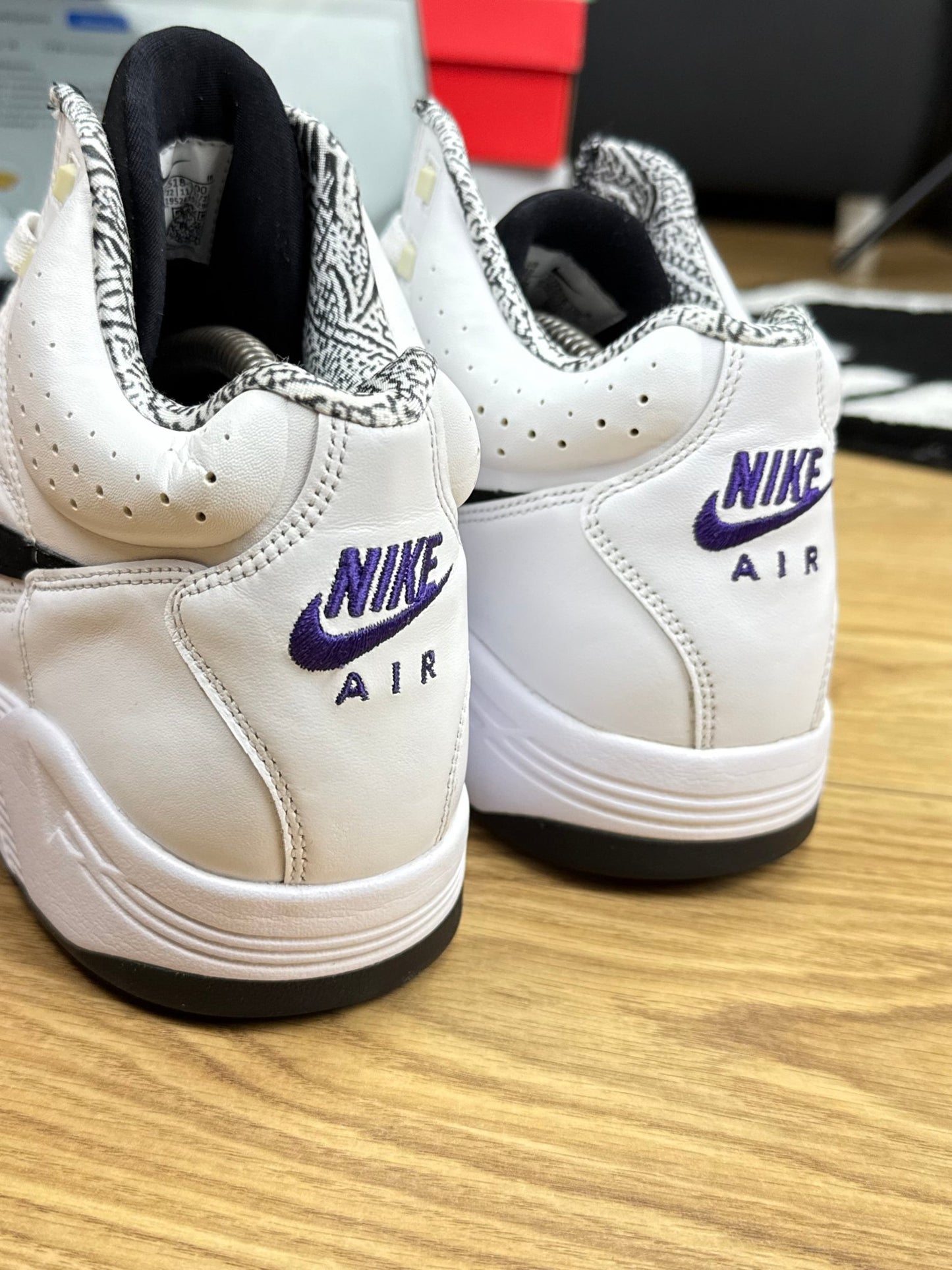 Nike Air Flight Lite Mid (44)