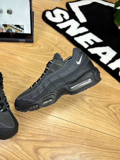Nike Air Max 95 (42.5)