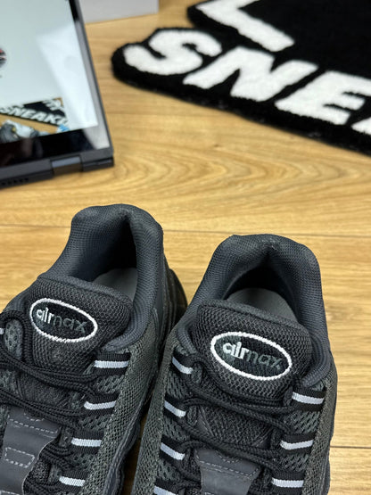 Nike Air Max 95 (42.5)