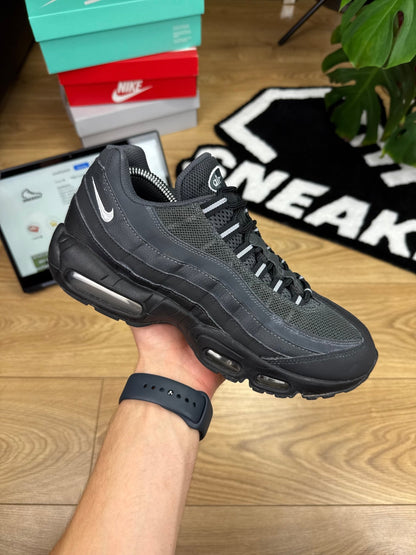 Nike Air Max 95 (42.5)