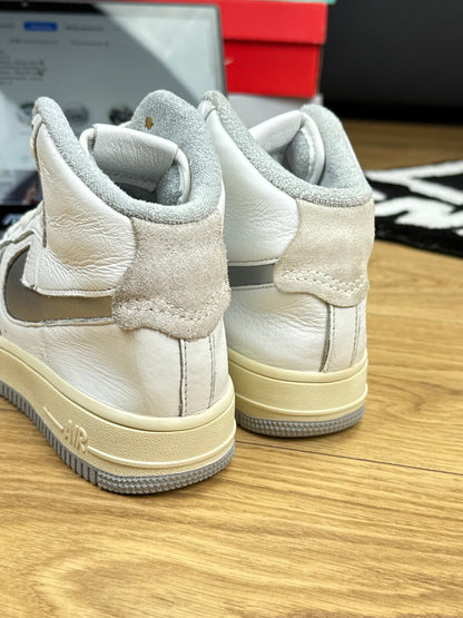 Nike Air Force 1 Mid (37.5)