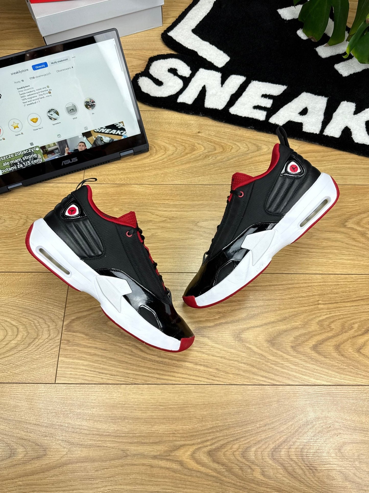Nike Air Jordan Max Aura 6 (45)