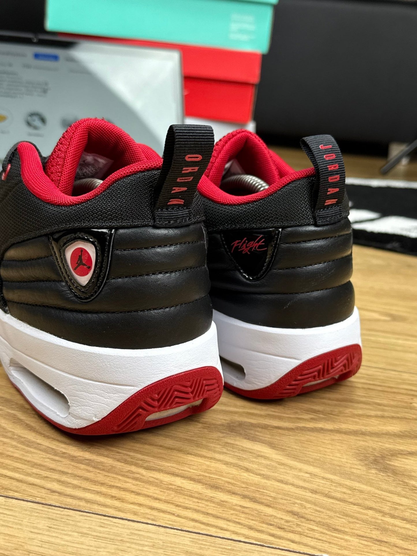 Nike Air Jordan Max Aura 6 (45)