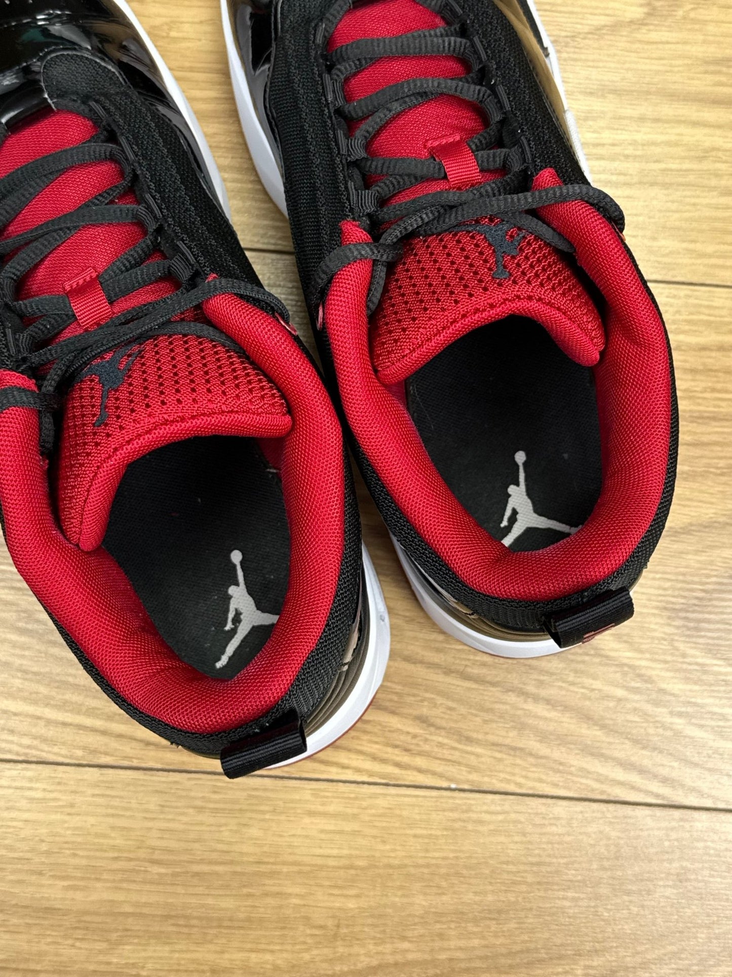 Nike Air Jordan Max Aura 6 (45)