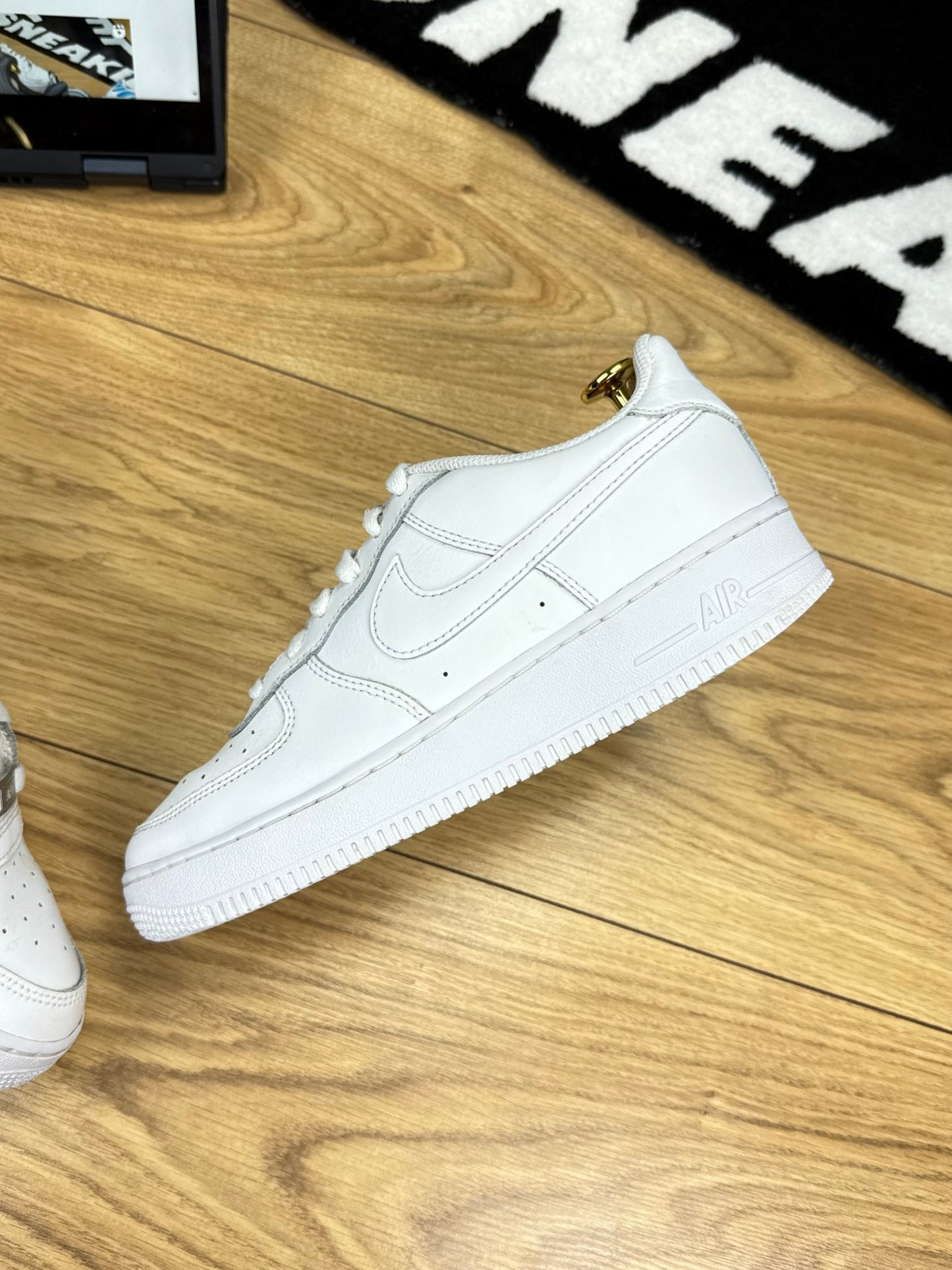 Nike Air Force 1 Low (38.5)
