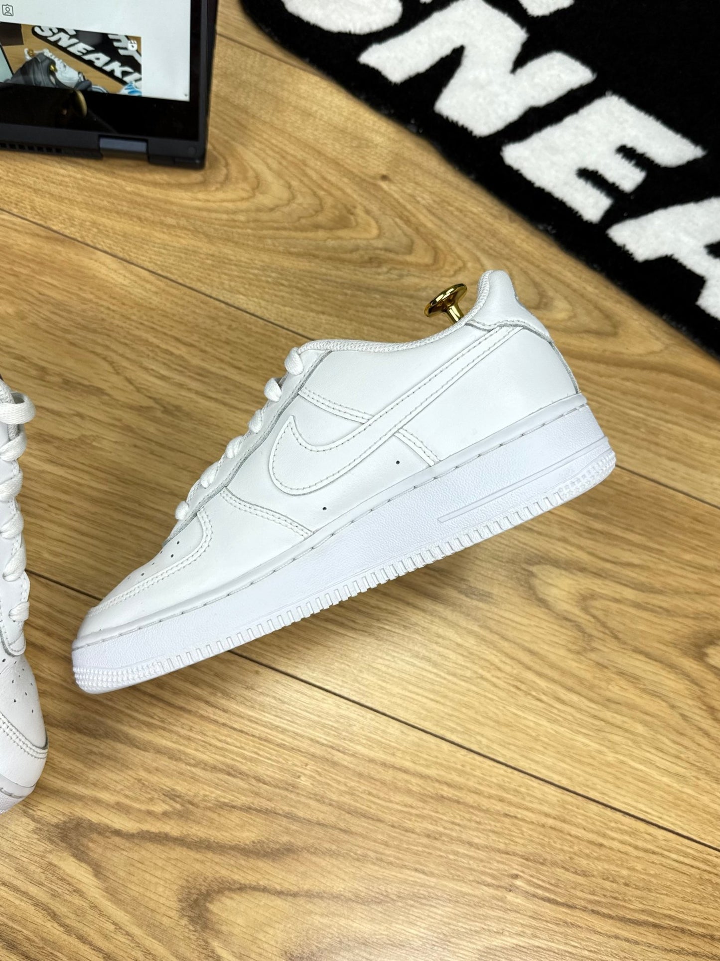 Nike Air Force 1 Low (38.5)