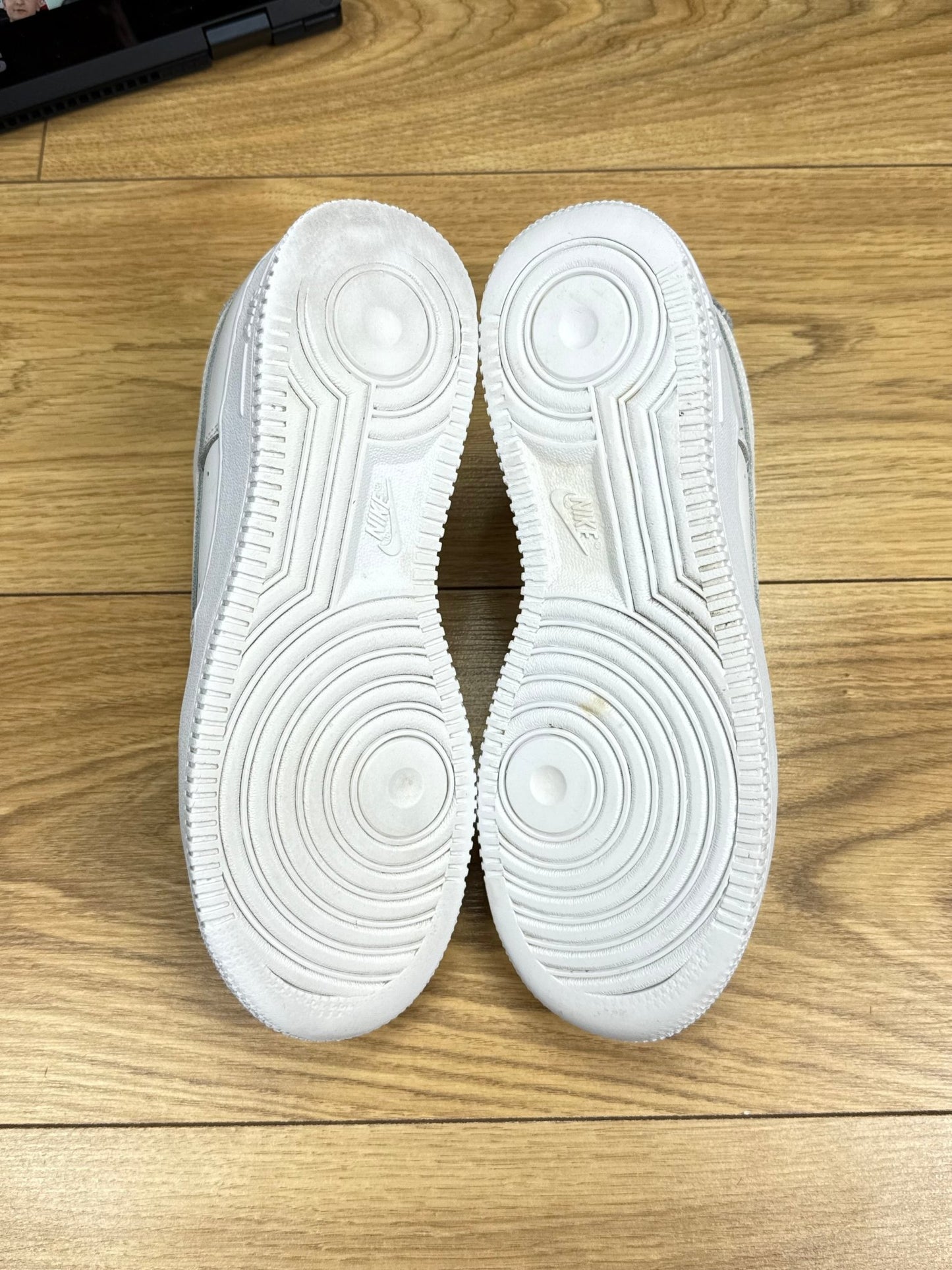 Nike Air Force 1 Low (38.5)