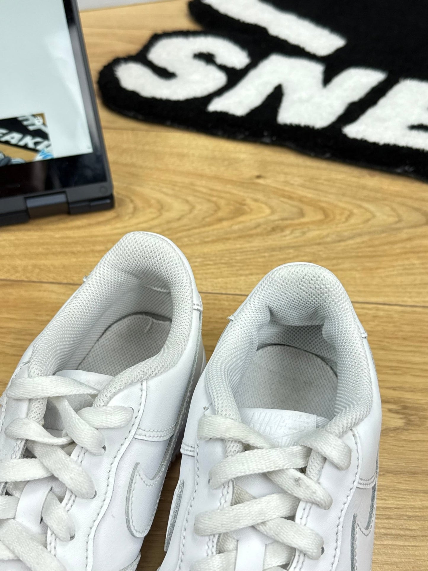 Nike Air Force 1 Low (38.5)
