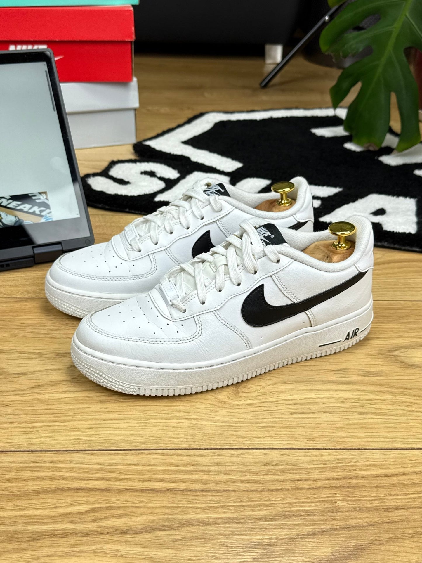 Nike Air Force 1 Low (38.5)