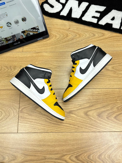 Nike Air Jordan 1 Mid (40)