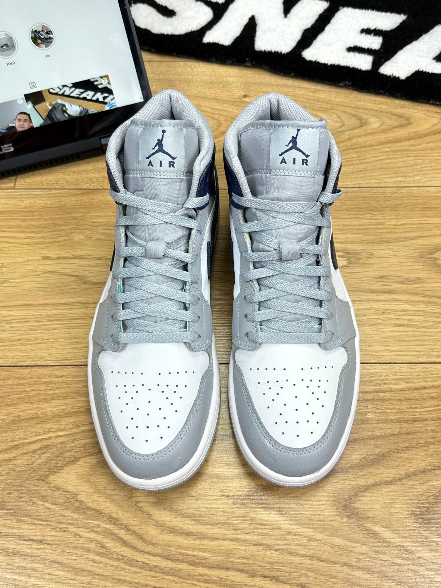 Nike Air Jordan 1 Mid (45)