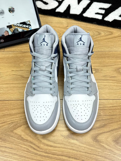Nike Air Jordan 1 Mid (45)