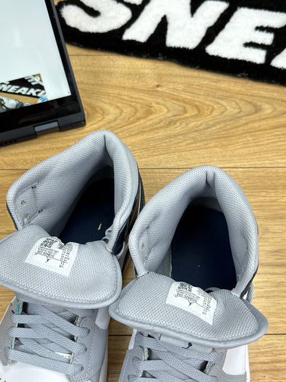 Nike Air Jordan 1 Mid (45)