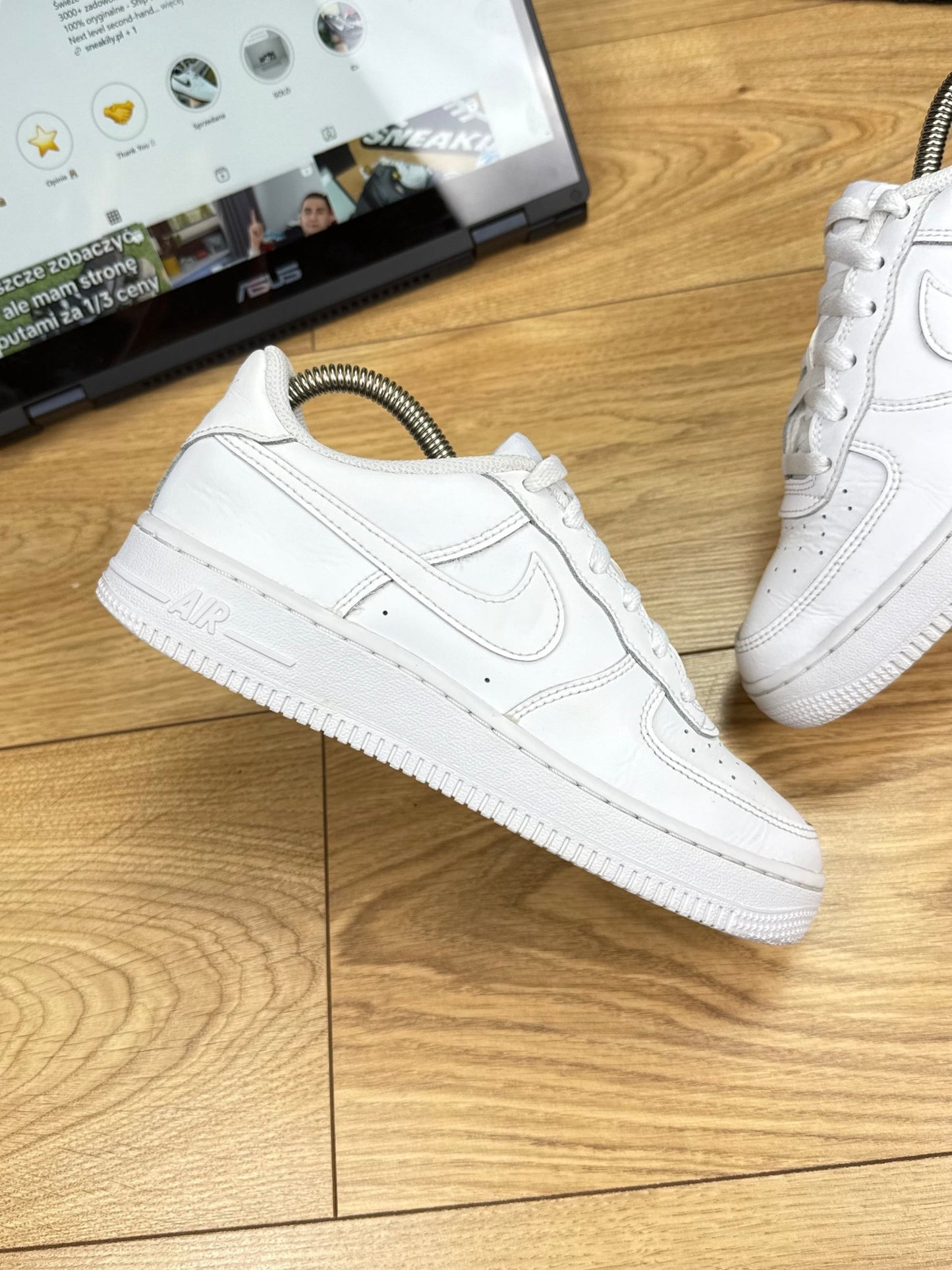 Nike Air Force 1 Low (37.5)