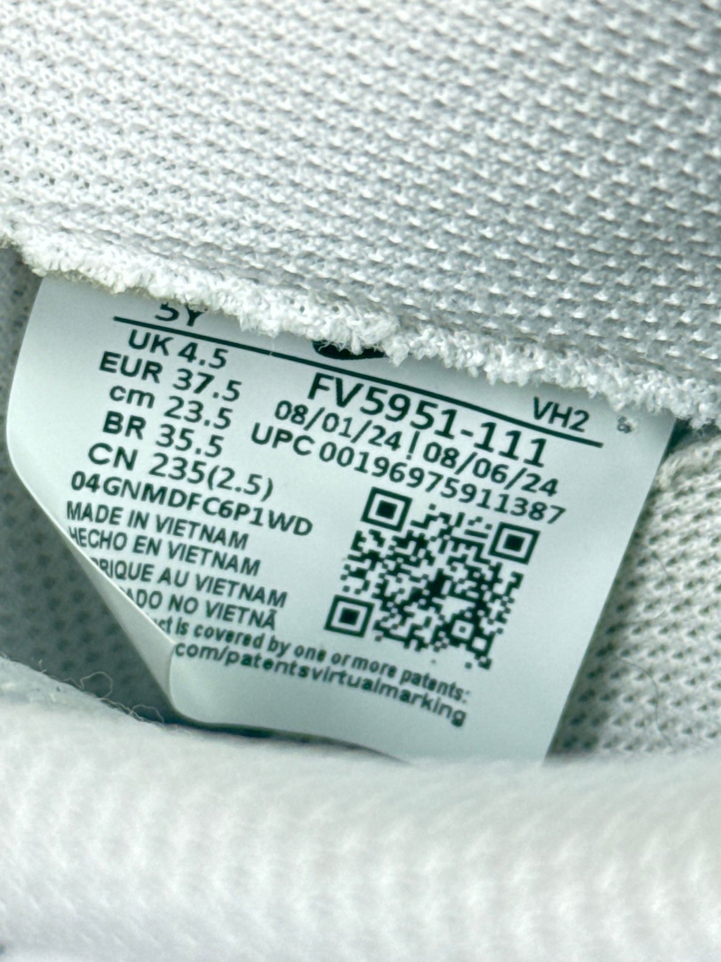 Nike Air Force 1 Low (37.5)
