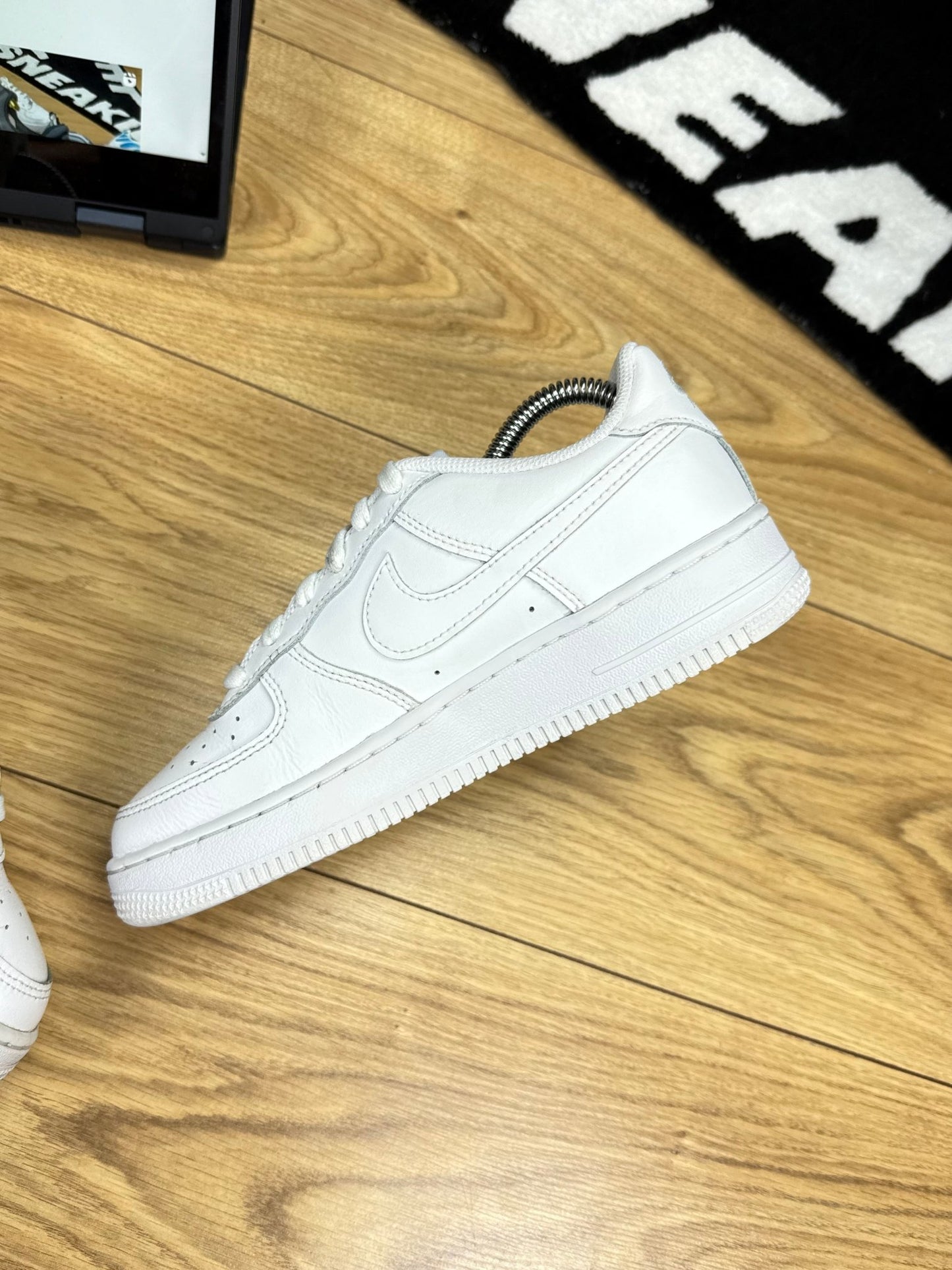 Nike Air Force 1 Low (37.5)