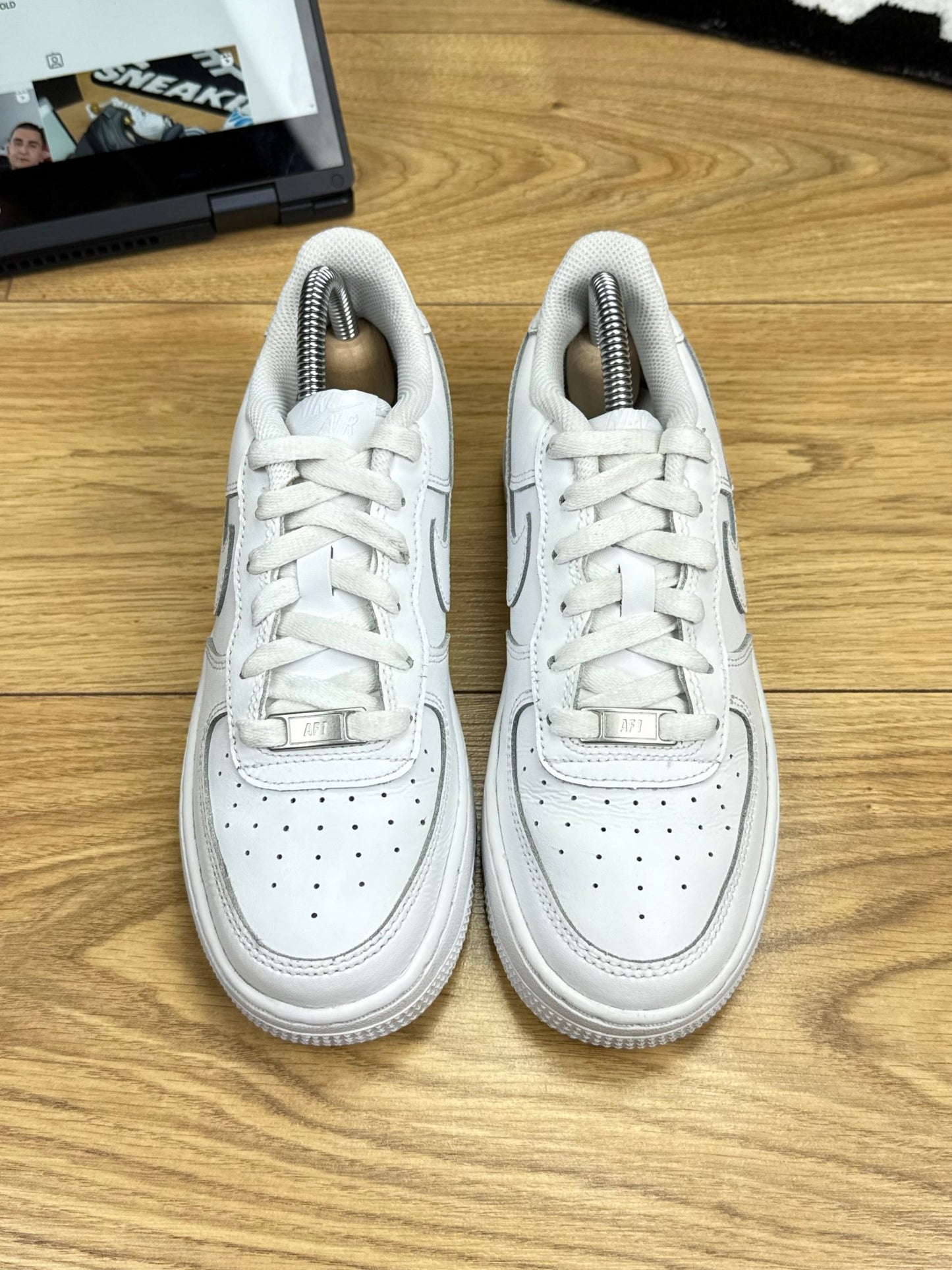 Nike Air Force 1 Low (37.5)