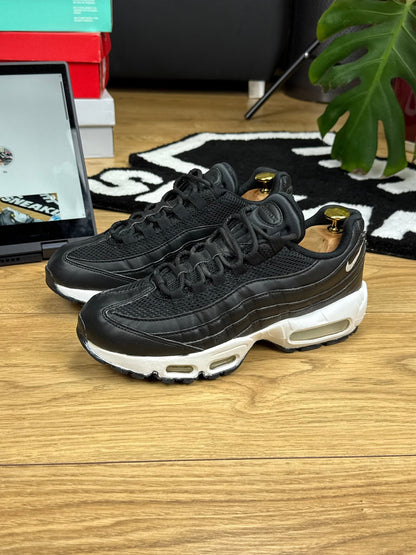 Nike Air Max 95 (40)