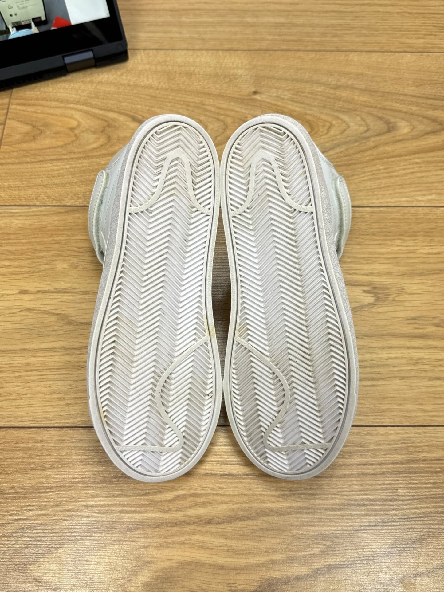 Nike Blazer Mid 77 (35)