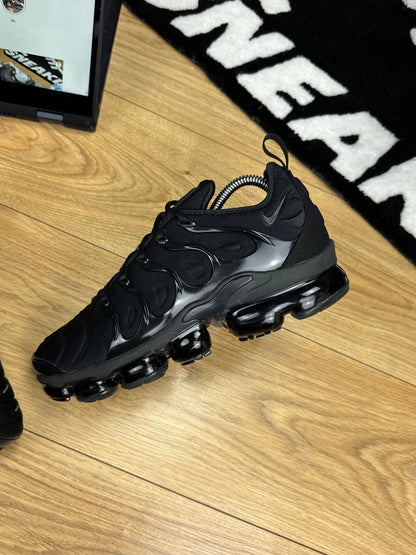 Nike Air Vapormax Plus (42)