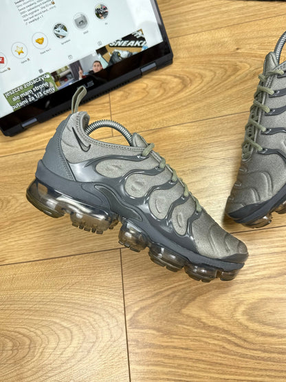 Nike Air Vapormax Plus (41)