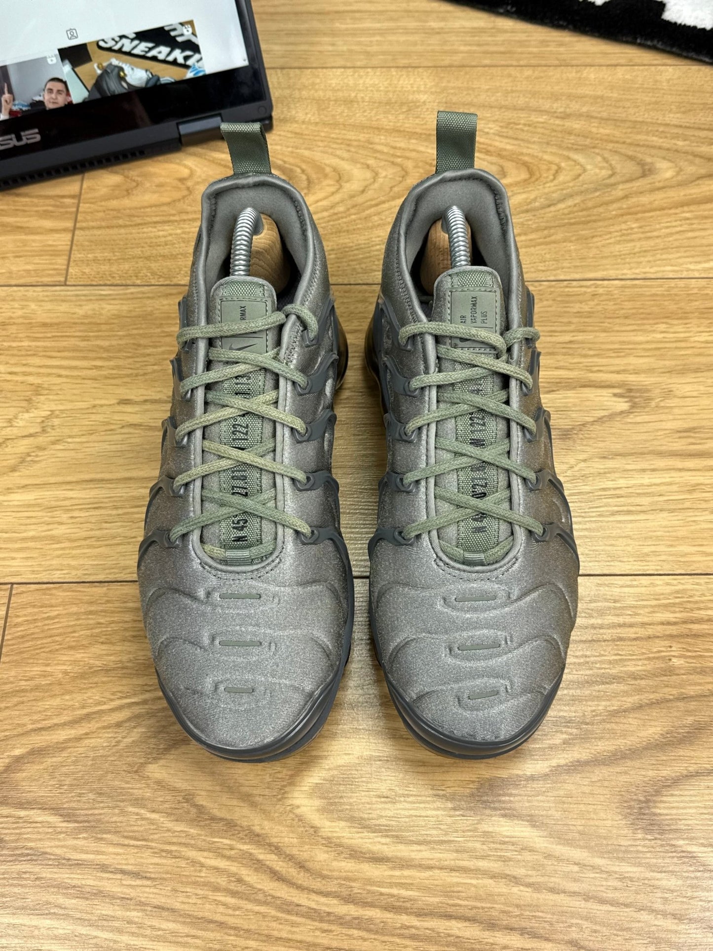 Nike Air Vapormax Plus (41)