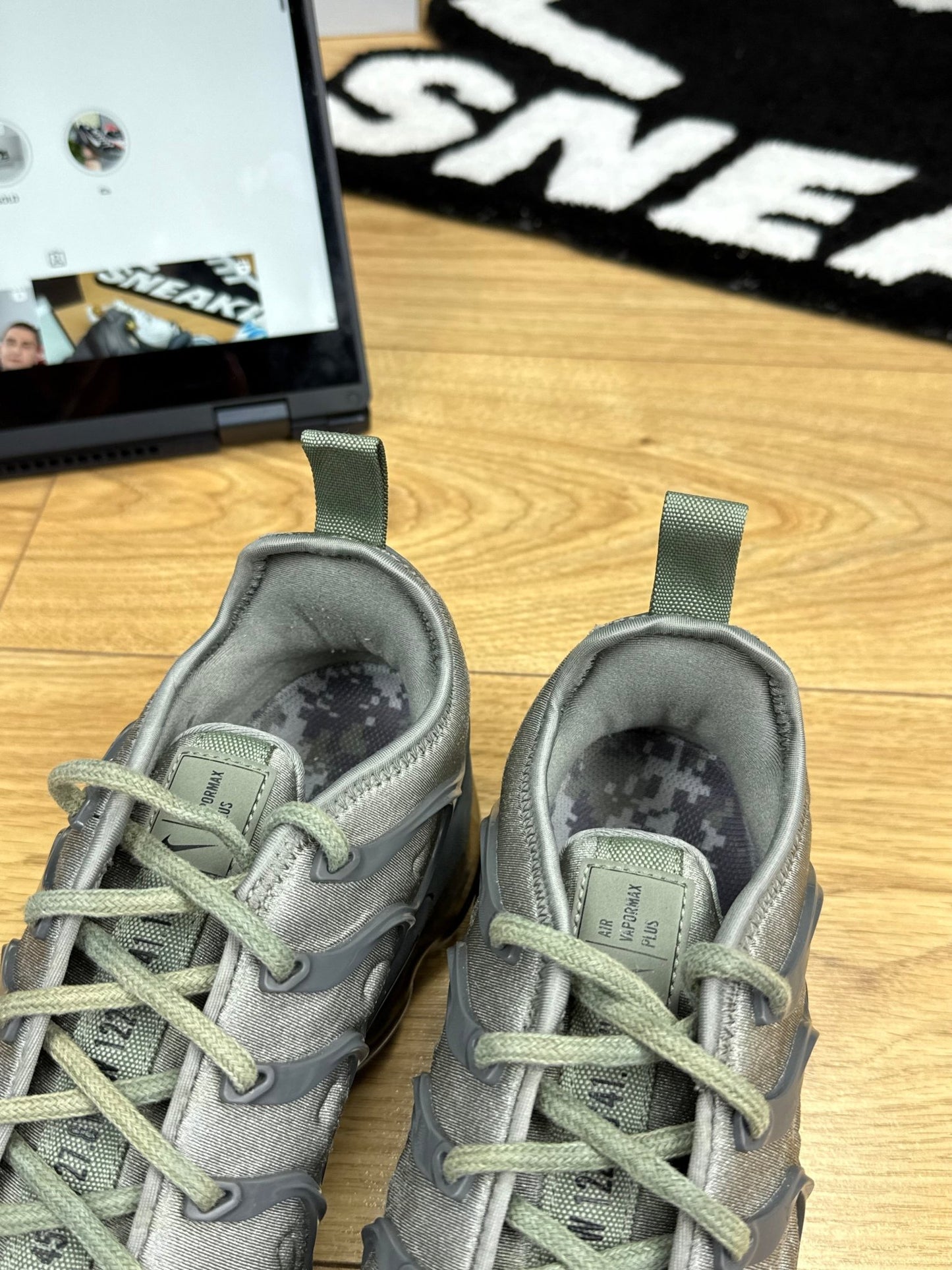 Nike Air Vapormax Plus (41)