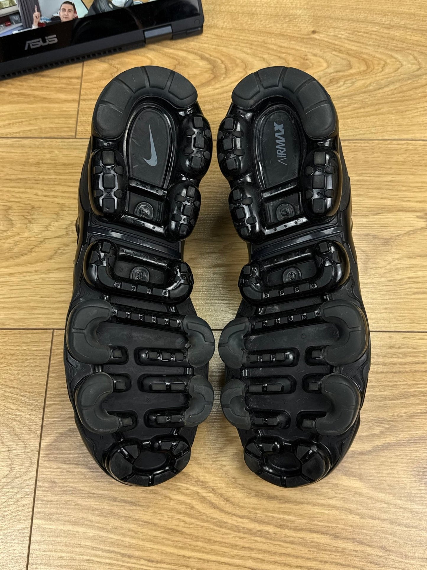 Nike Air Vapormax Plus (45)