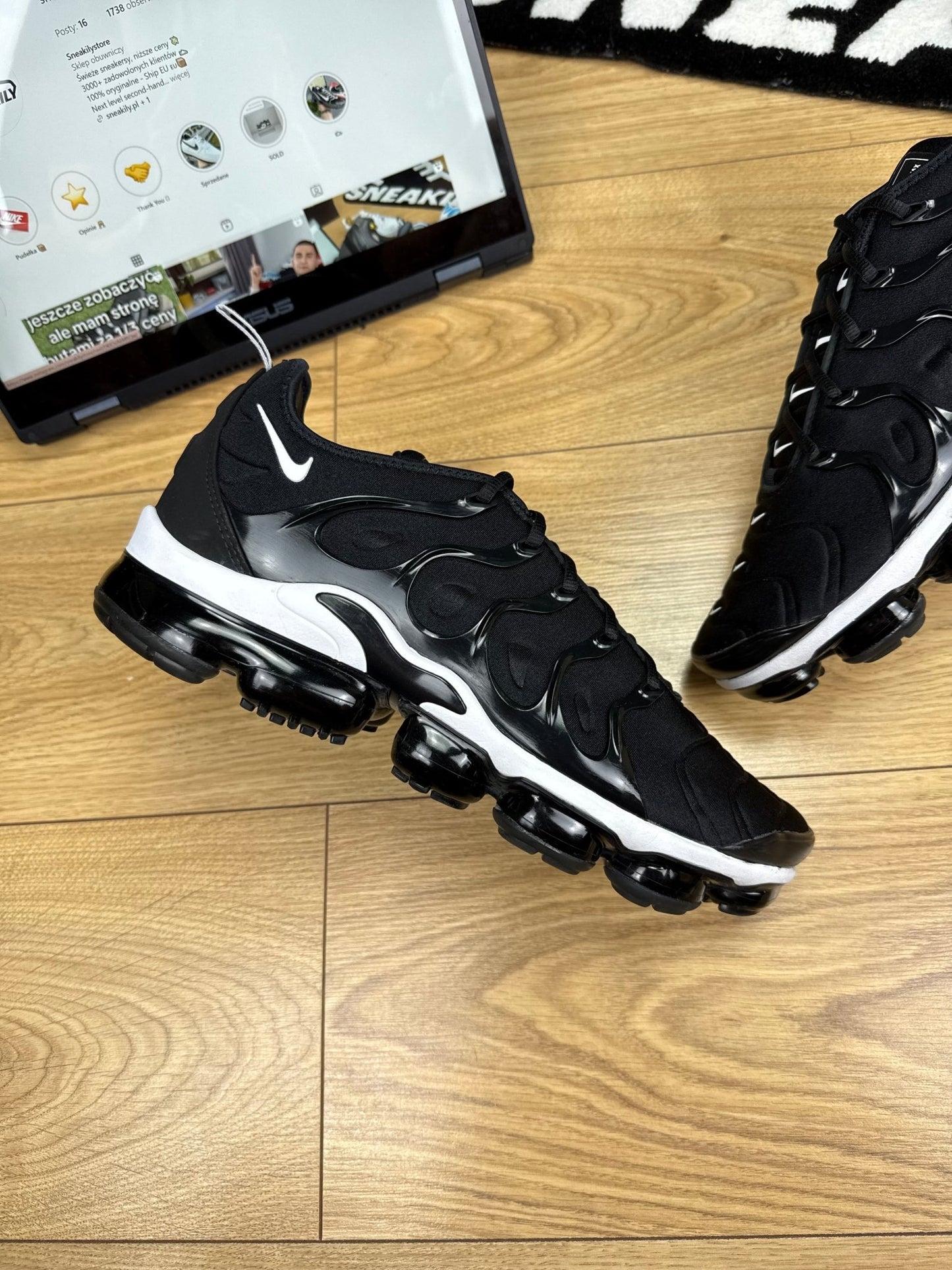 Nike Air Vapormax Plus (46)