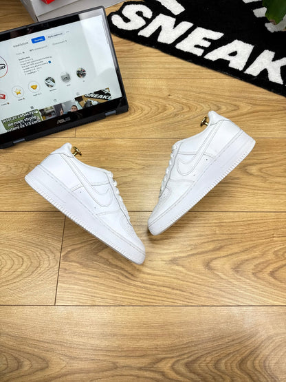 Nike Air Force 1 Low (38.5)