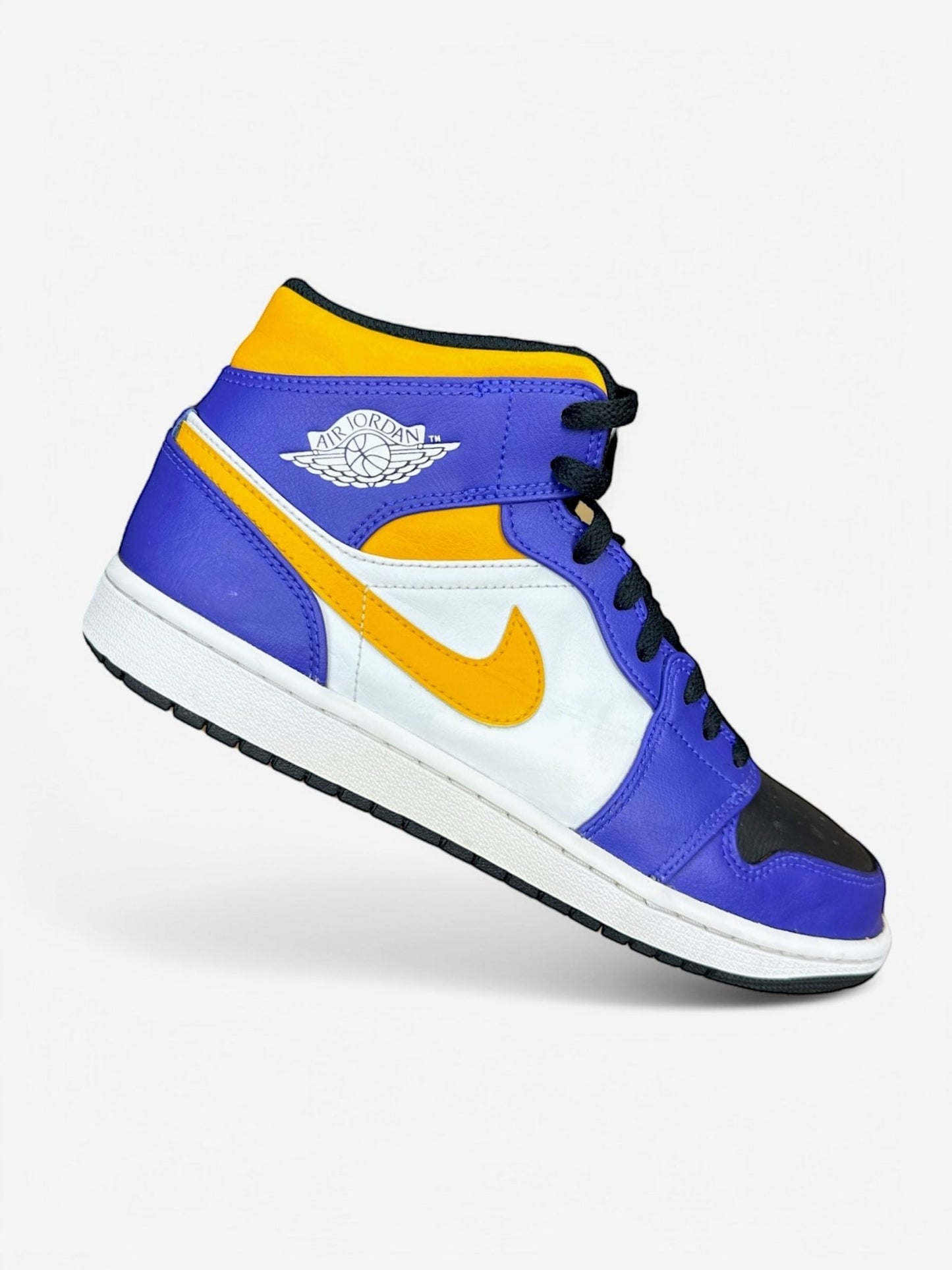 Nike Air Jordan 1 Mid (44)