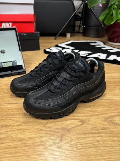 Nike Air Max 95 (42)