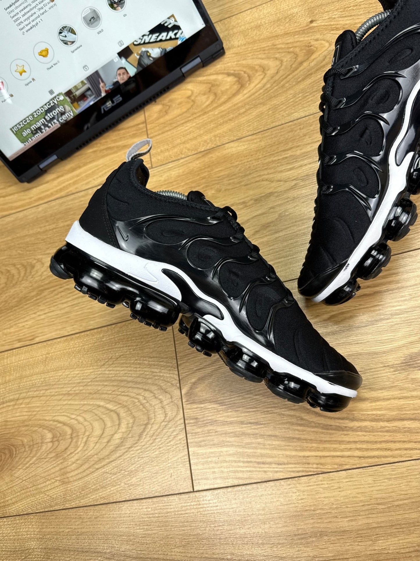 Nike Air Vapormax Plus (44)