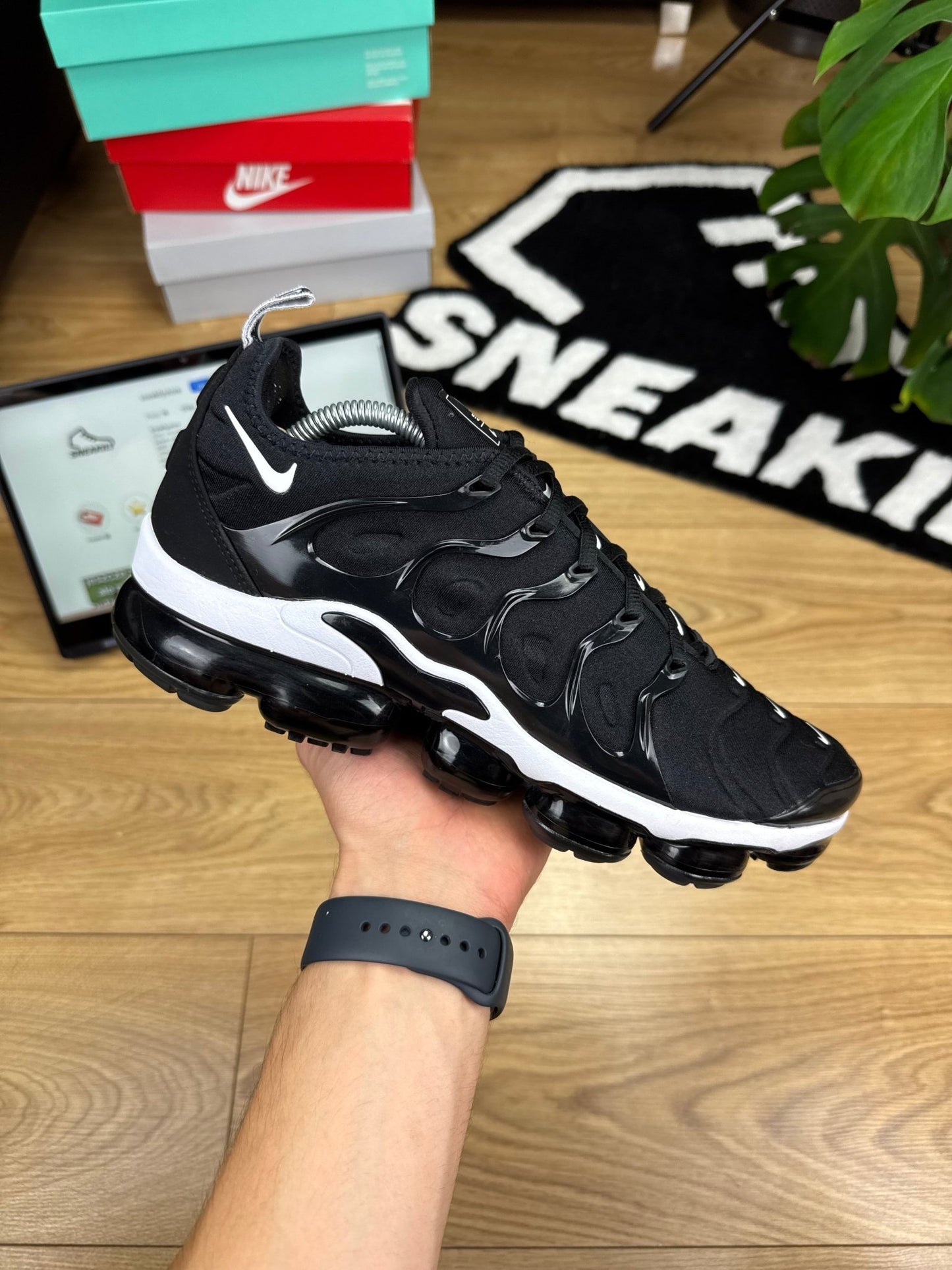 Nike Air Vapormax Plus (44)
