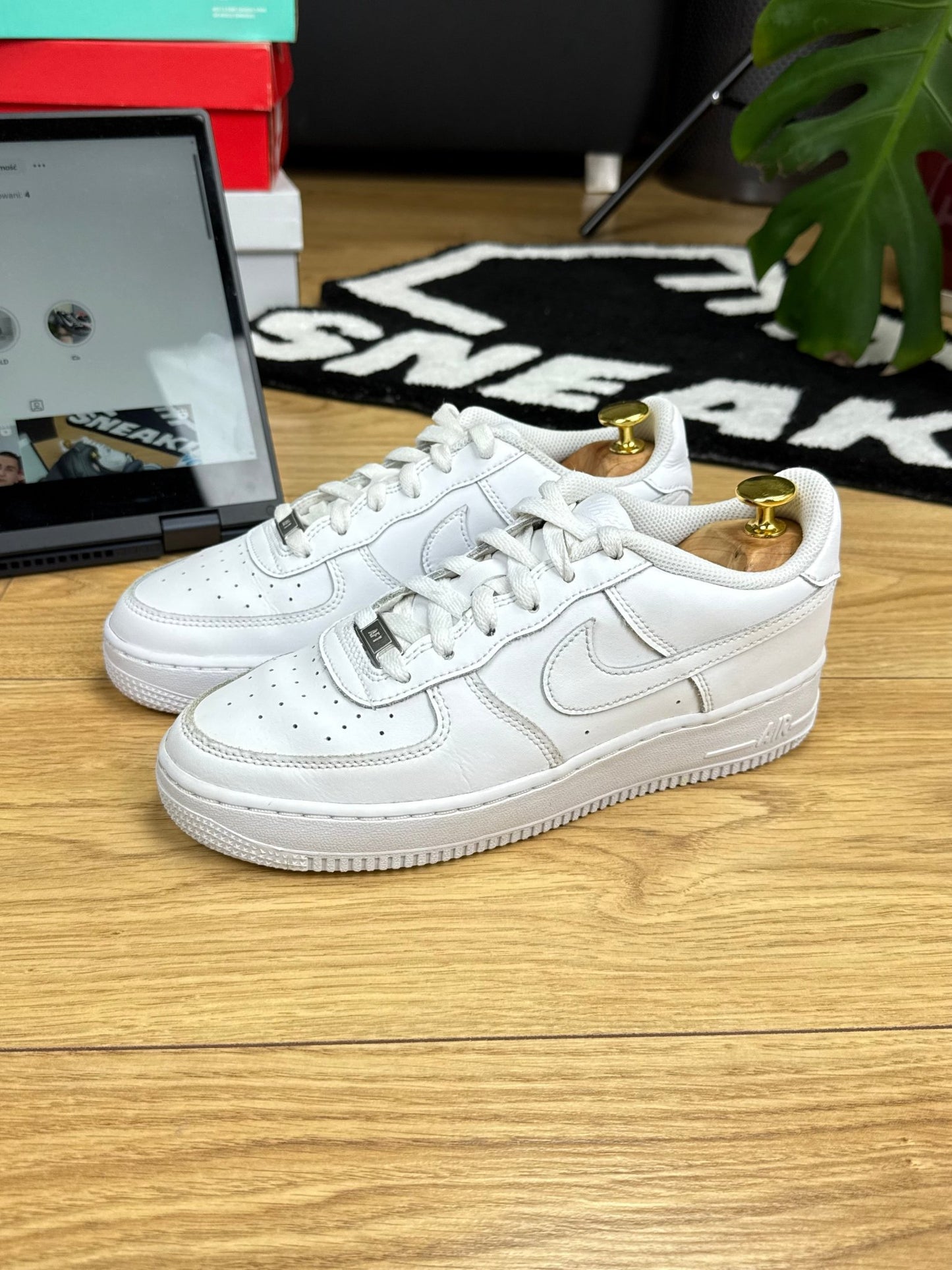Nike Air Force 1 Low (38.5)