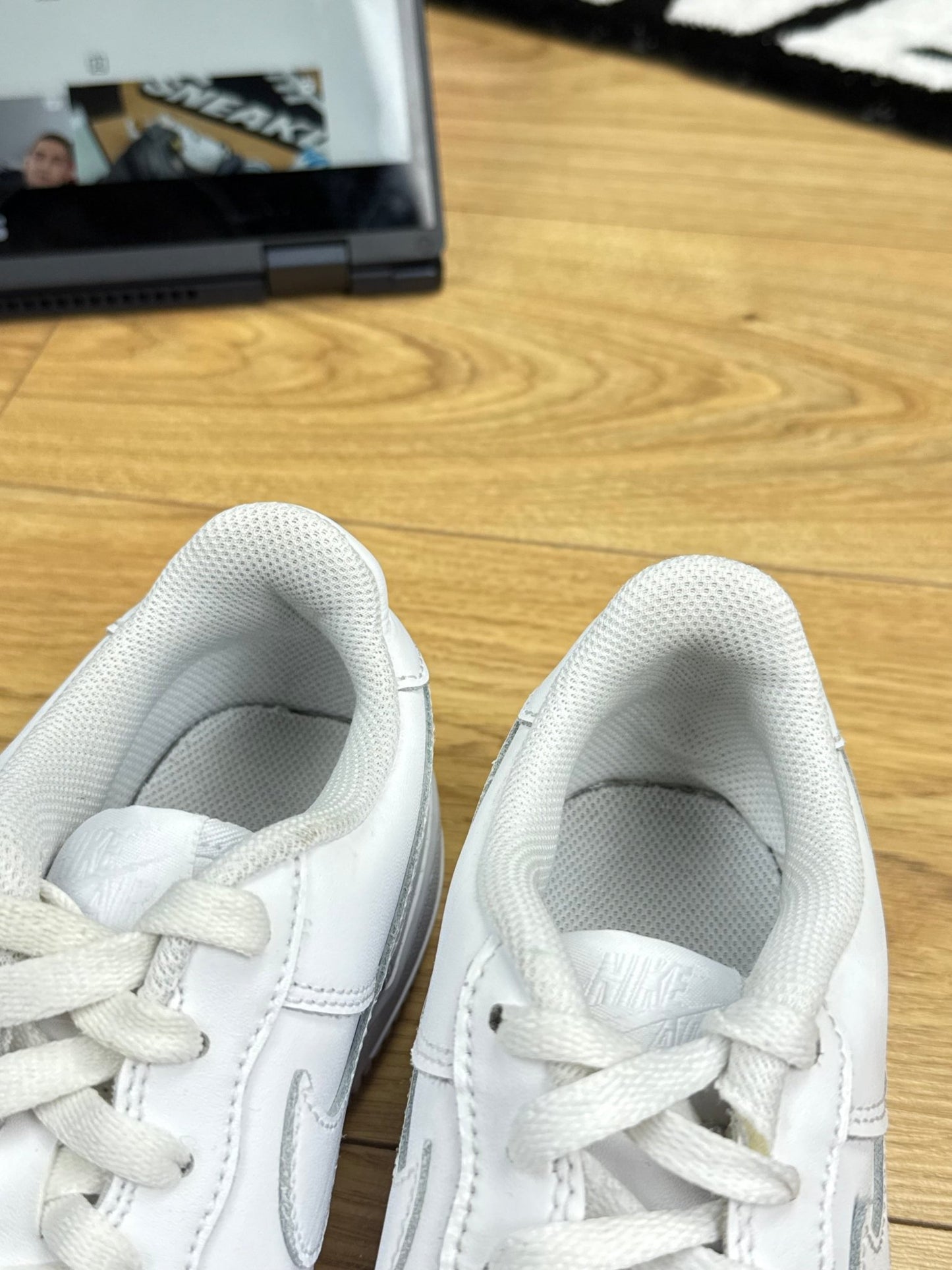 Nike Air Force 1 Low (38.5)