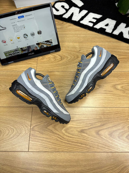 Nike Air Max 95 (42.5)
