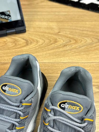 Nike Air Max 95 (42.5)