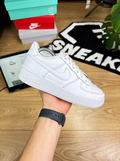Nike Air Force 1 Low (38.5)