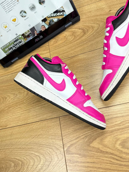 Jordan Air Jordan 1 Low Fierce Pink — buty sportowe męskie w bardzo dobrym stanie rozmiar 38.5, wewnętrzny panel lewego buta