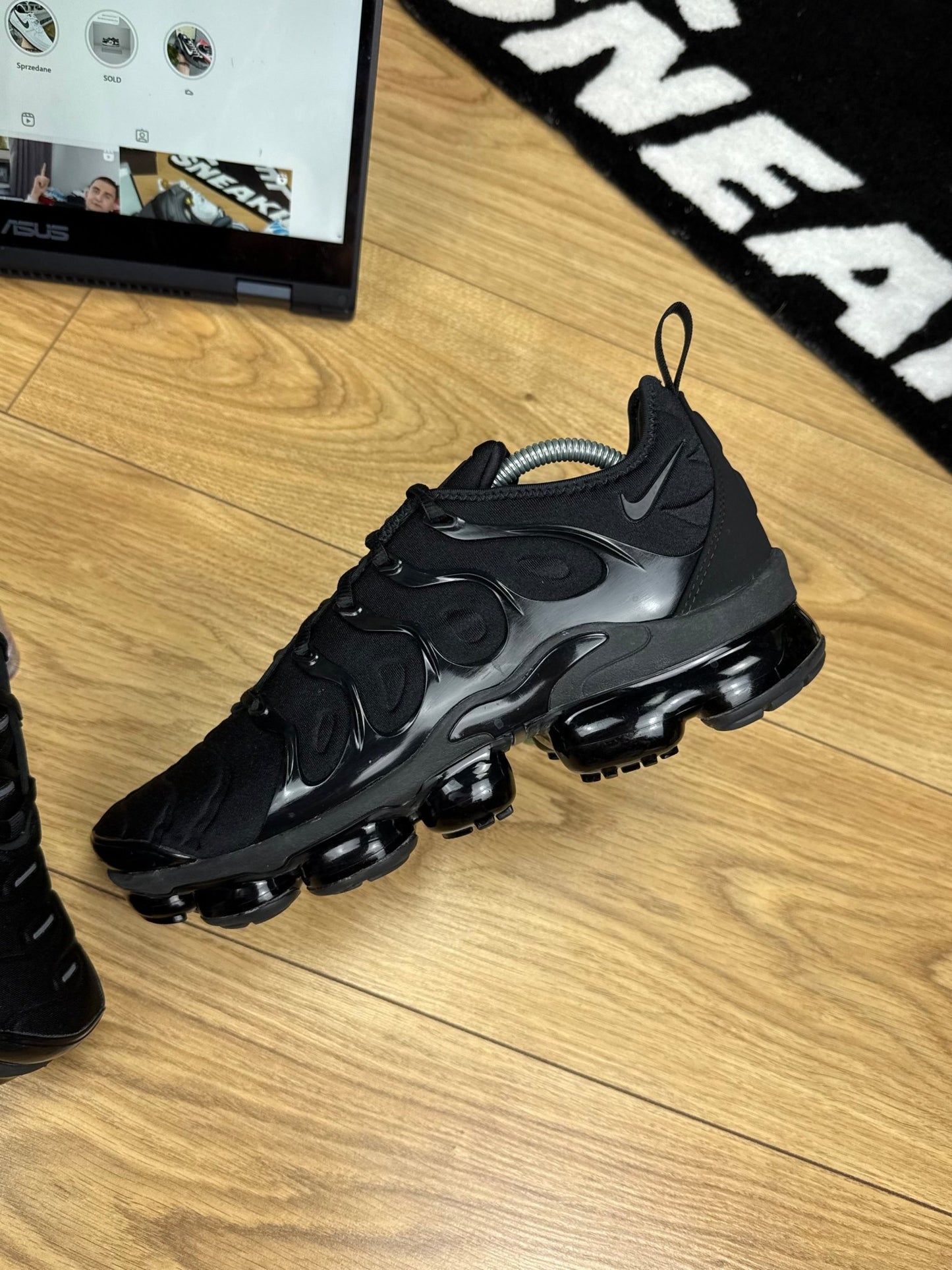 Nike Air Vapormax Plus (43)