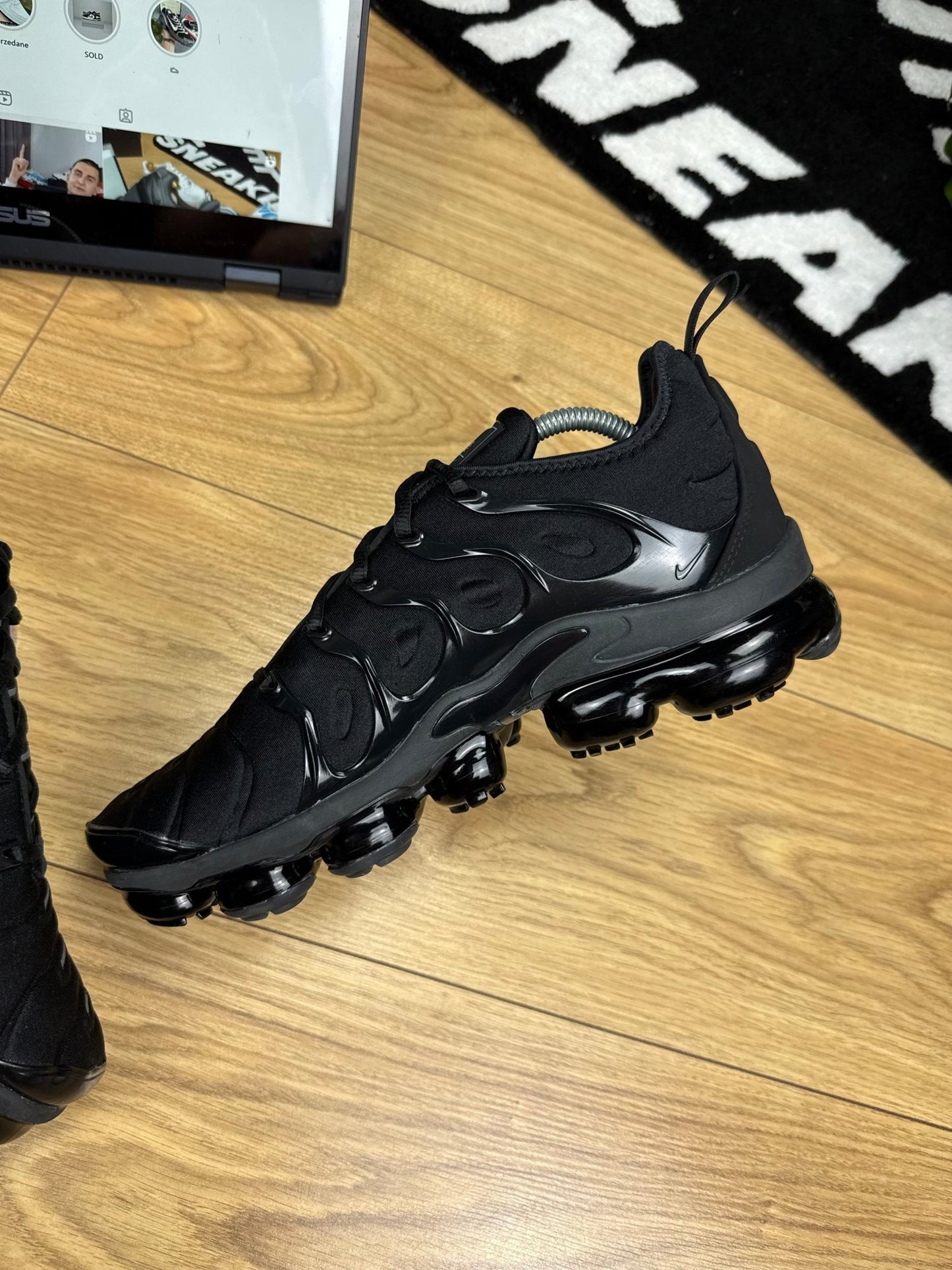Nike Air Vapormax Plus (43)