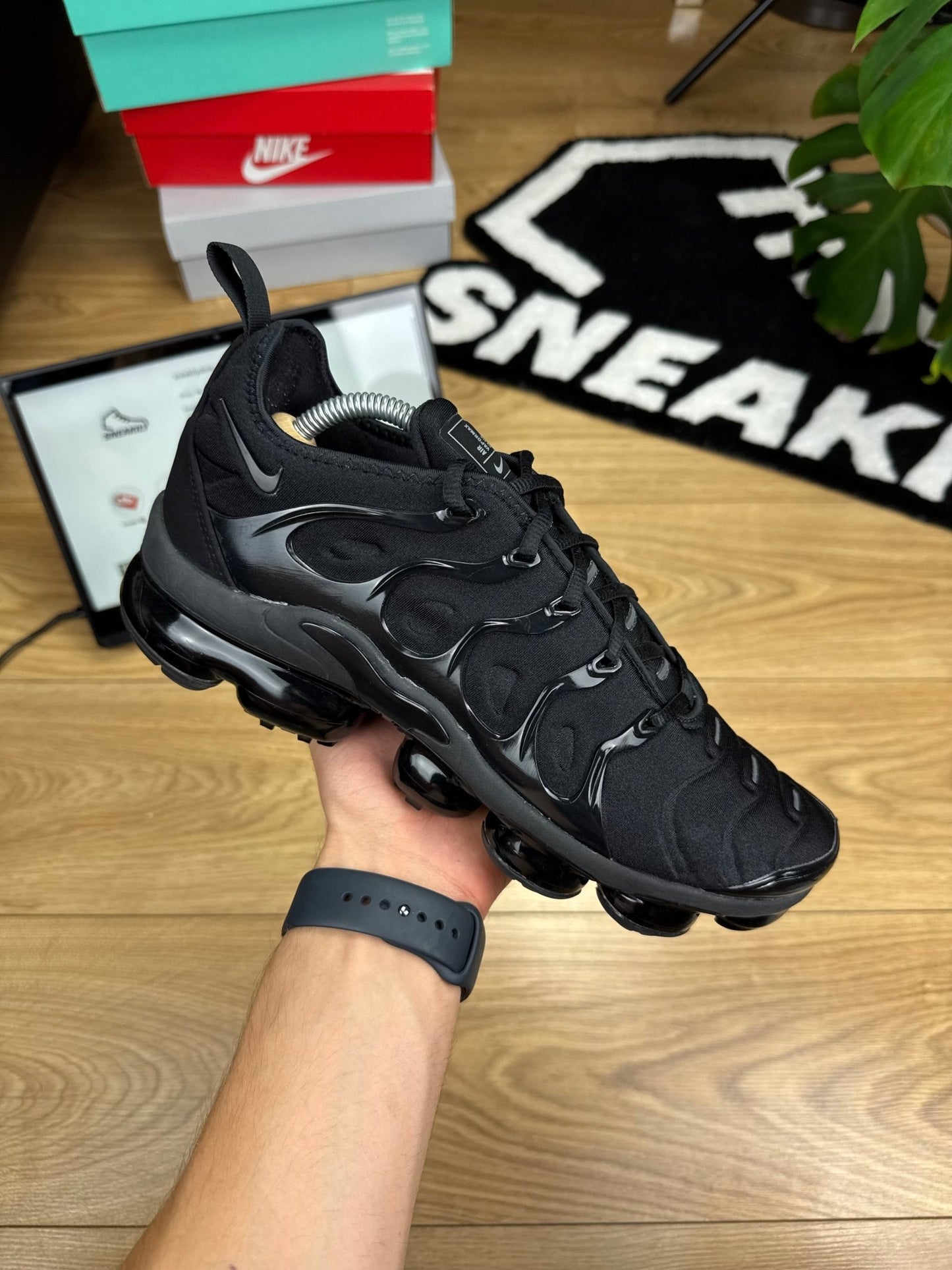 Nike Air Vapormax Plus (43)