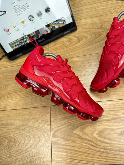 Nike Air Vapormax Plus (42.5)