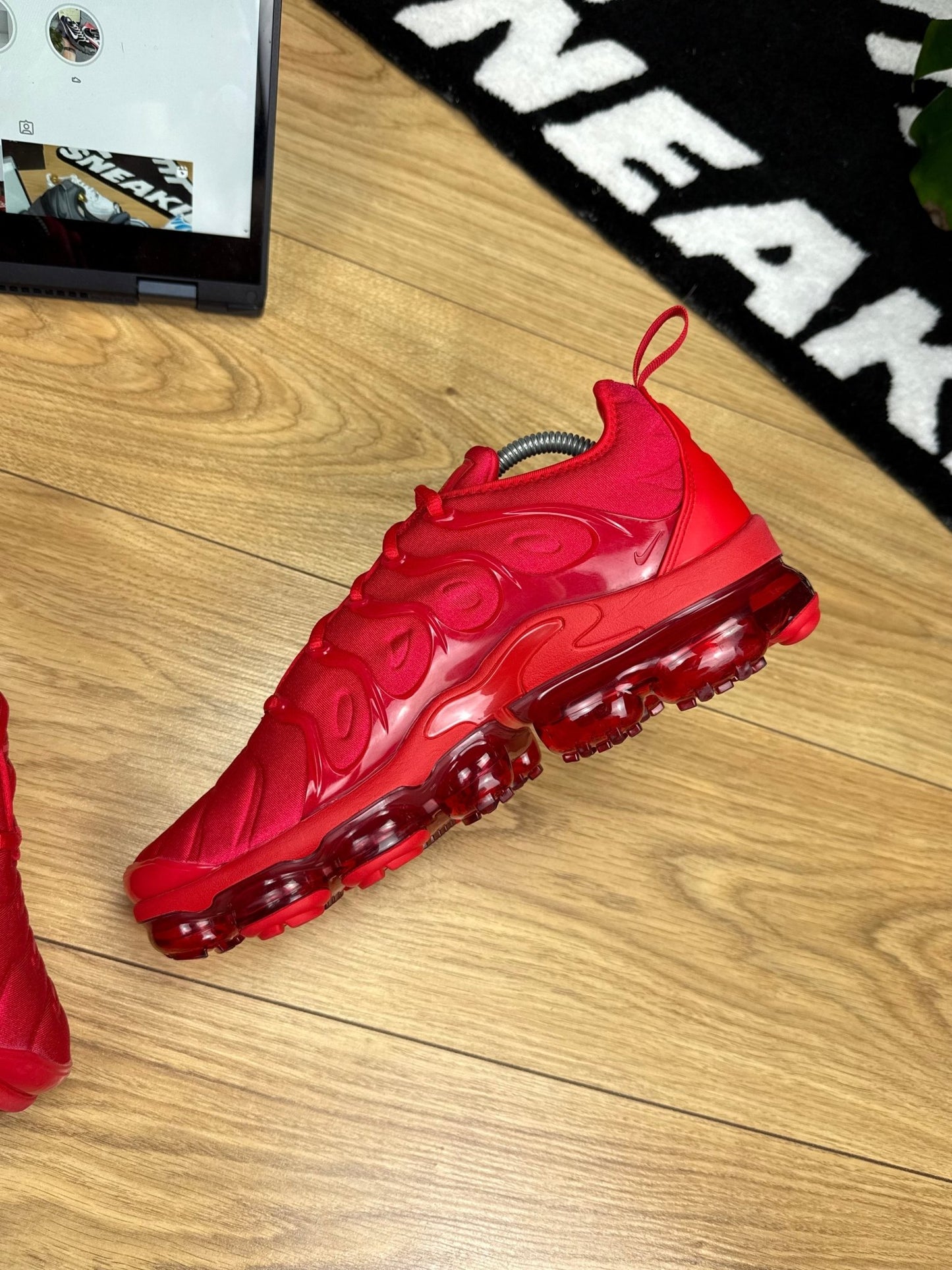 Nike Air Vapormax Plus (42.5)