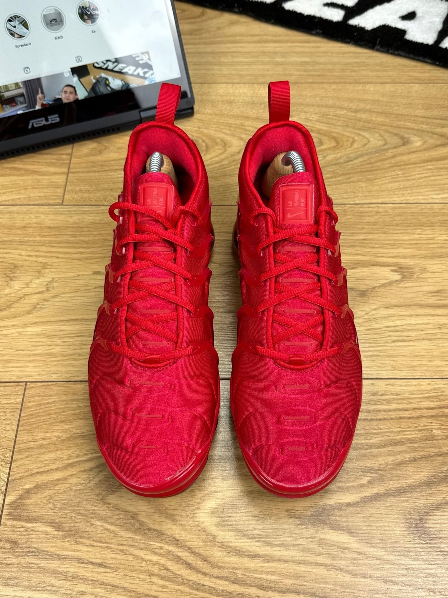 Nike Air Vapormax Plus (42.5)