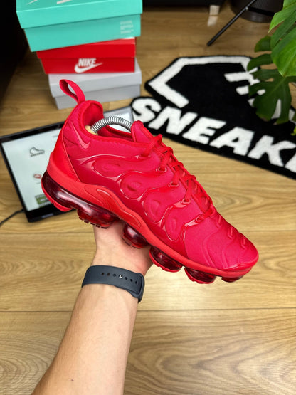 Nike Air Vapormax Plus (42.5)